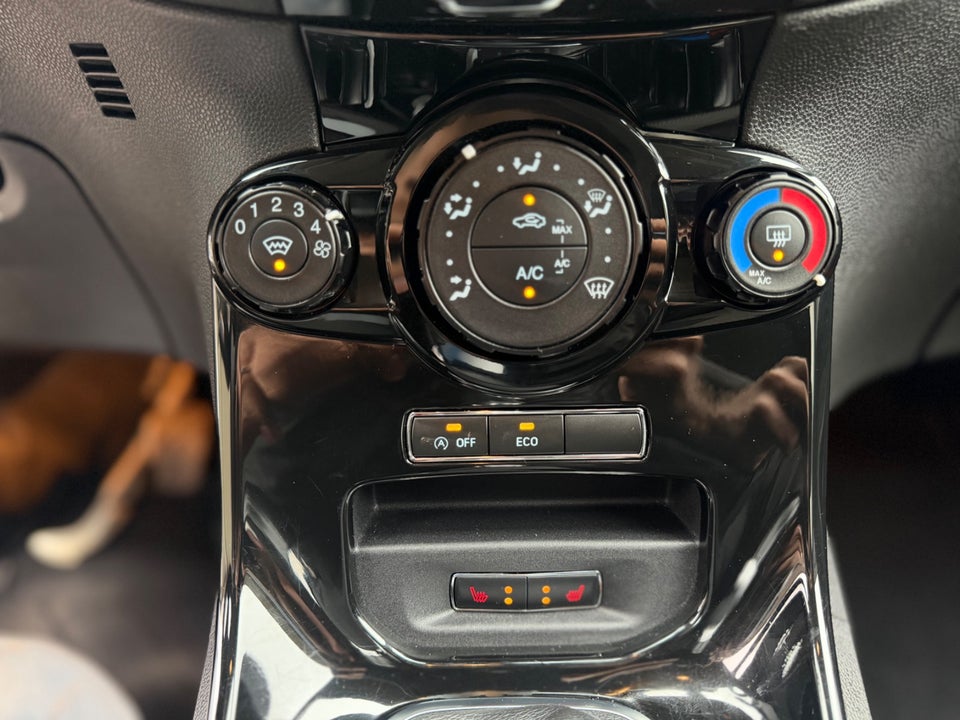 Ford Fiesta 1,0 65 Titanium 5d