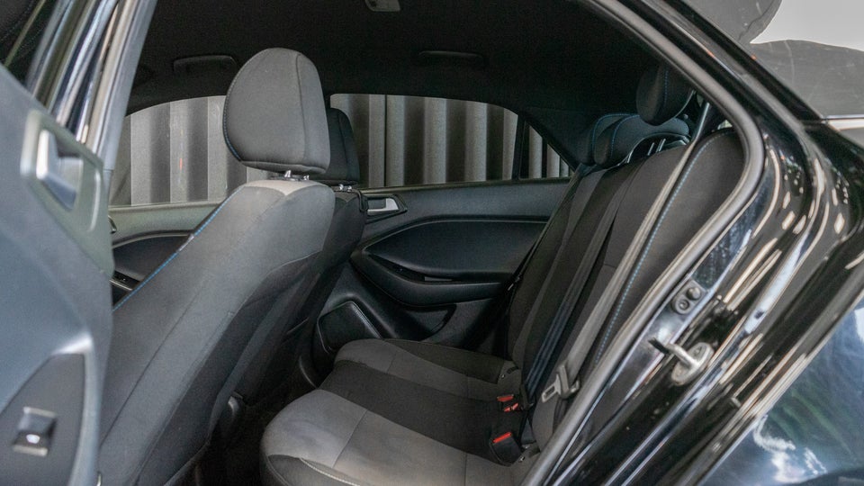 Hyundai i20 1,25 Elegance 5d