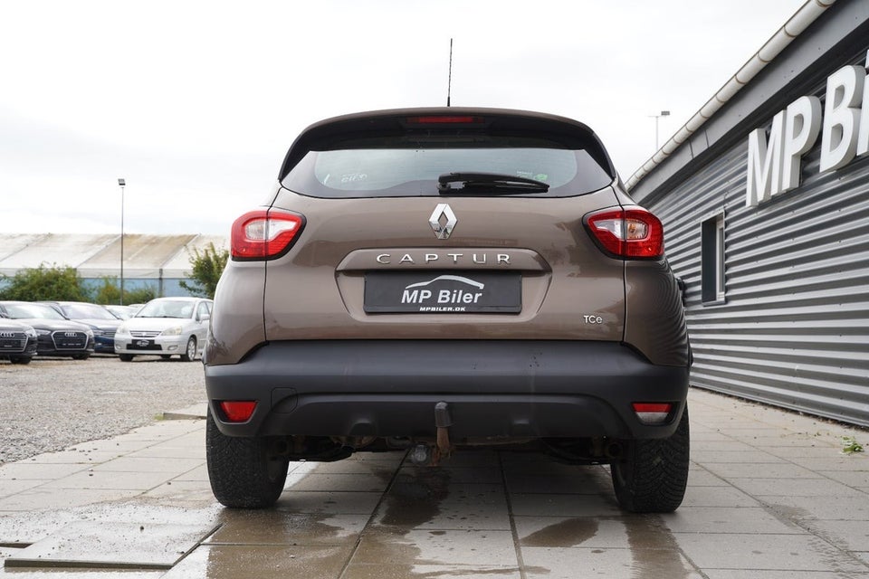 Renault Captur 0,9 TCe 90 Expression 5d