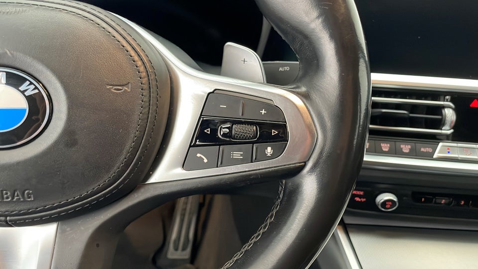 BMW 330i 2,0 M-Sport aut. 4d