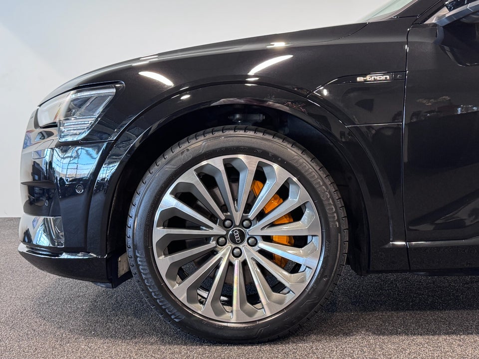 Audi e-tron 55 Advanced quattro 5d