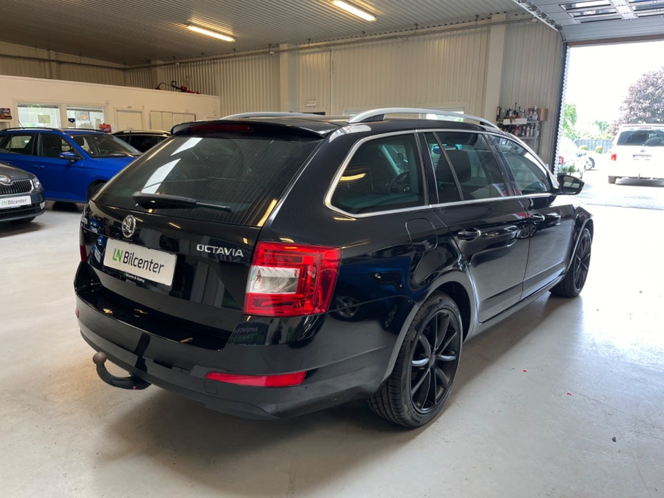 Skoda Octavia 1,4 TSi 140 Elegance Combi 5d