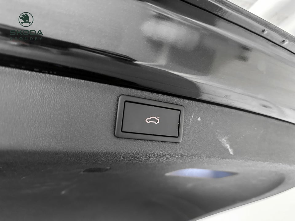 Skoda Enyaq 80 iV Plus 5d