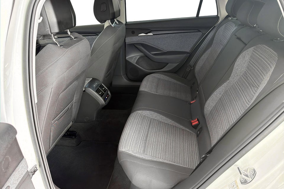Skoda Superb 1,5 TSi 150 Selection Combi DSG 5d