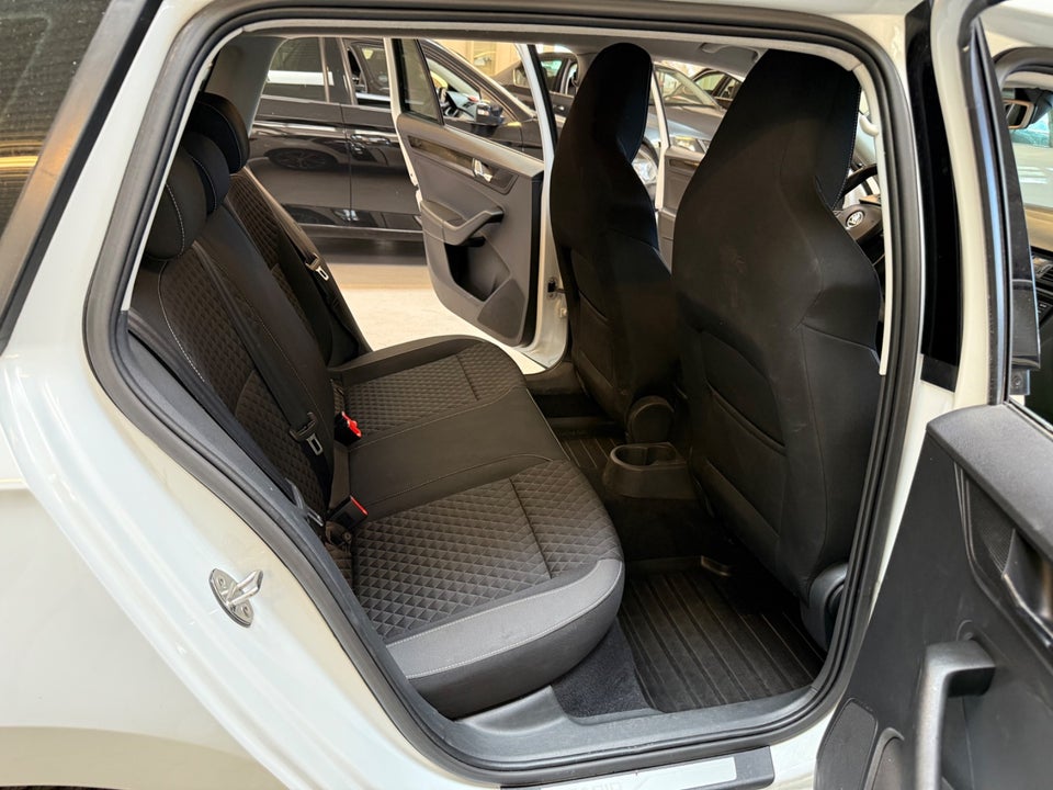 Skoda Rapid 1,0 TSi 110 Tour de France 5d