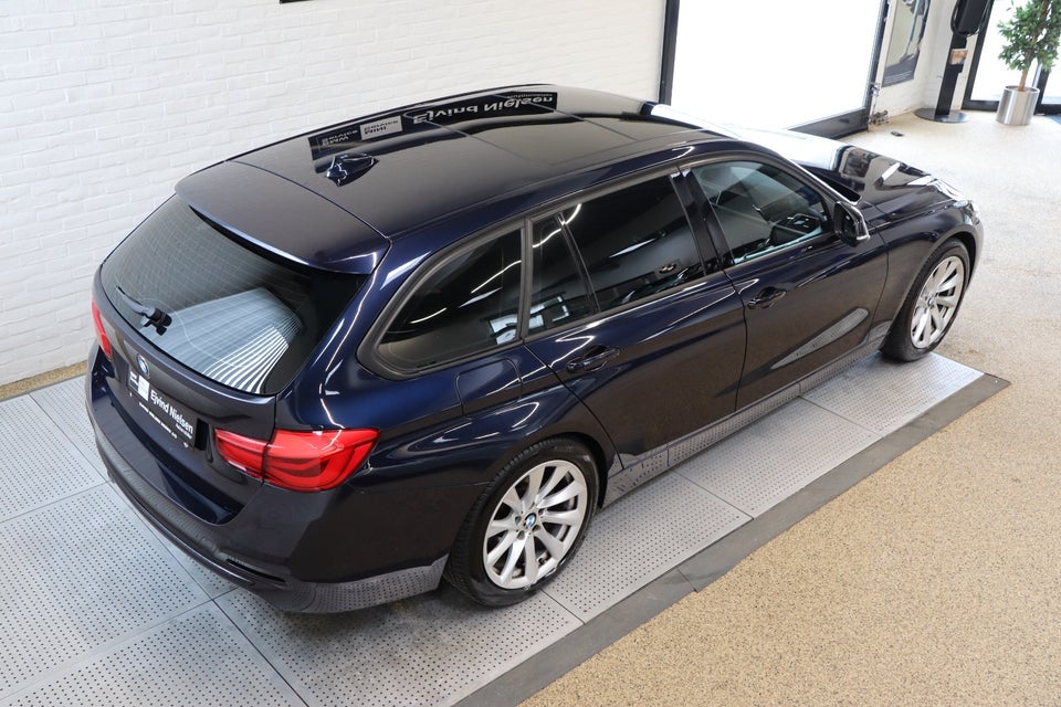 BMW 325d 2,0 Touring Sport Line aut. 5d