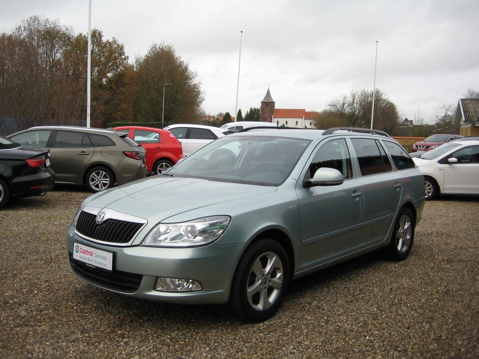 Skoda Octavia 1,2 TSi 105 Ambiente Combi 5d