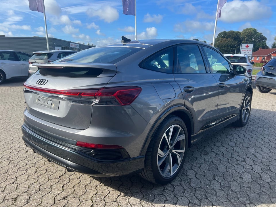 Audi Q4 e-tron 45 S-line Sportback 5d