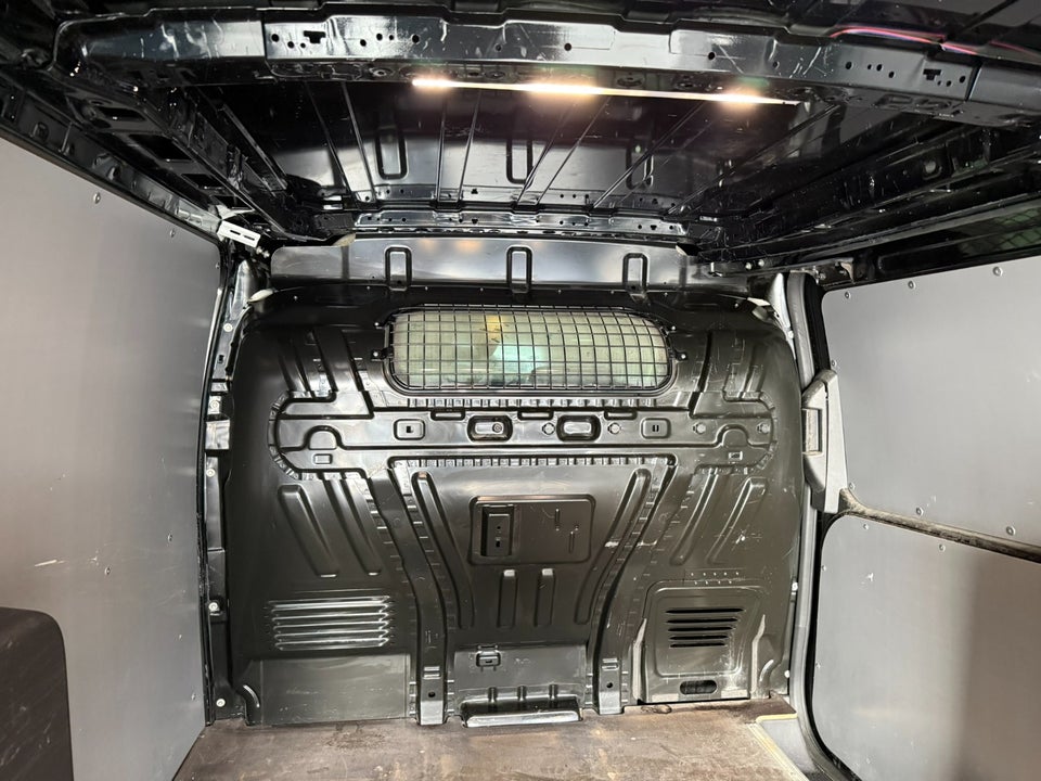 Ford Transit Connect 1,6 TDCi 95 Ambiente lang ECO 5d