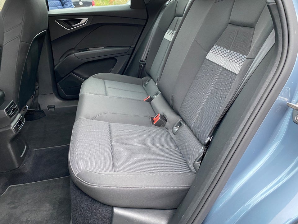 Audi Q4 e-tron 45 Attitude quattro 5d