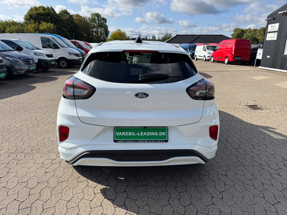 Ford Puma 43 Gen-E Select Van 5d