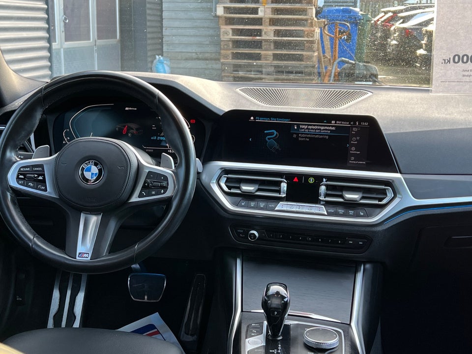 BMW 330e 2,0 Touring M-Sport aut. 5d