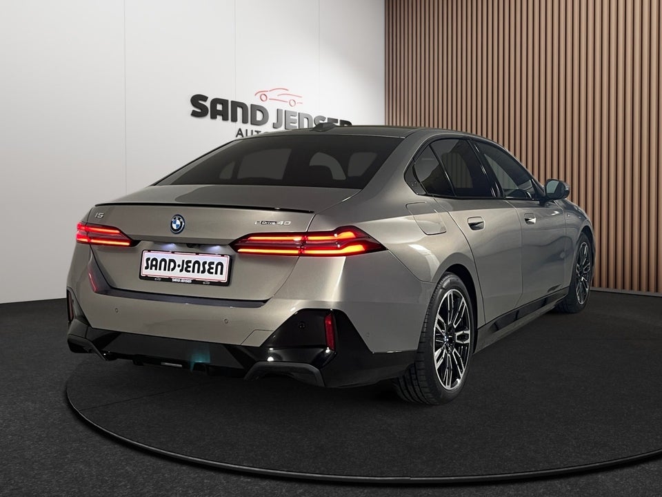 BMW i5 eDrive40 M-Sport Pro 4d