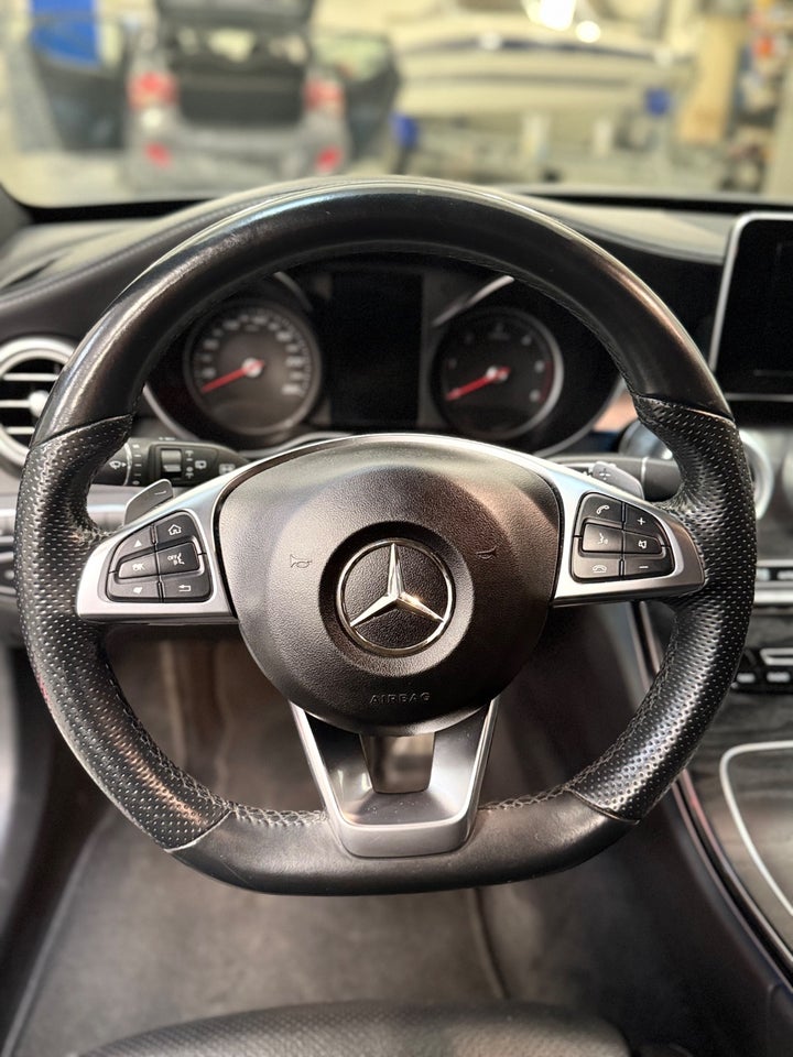 Mercedes C220 d 2,2 AMG Line stc. 5d