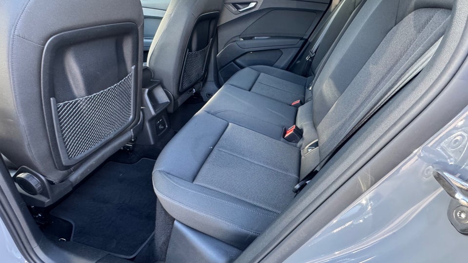 Audi Q4 e-tron 45 Progress 5d