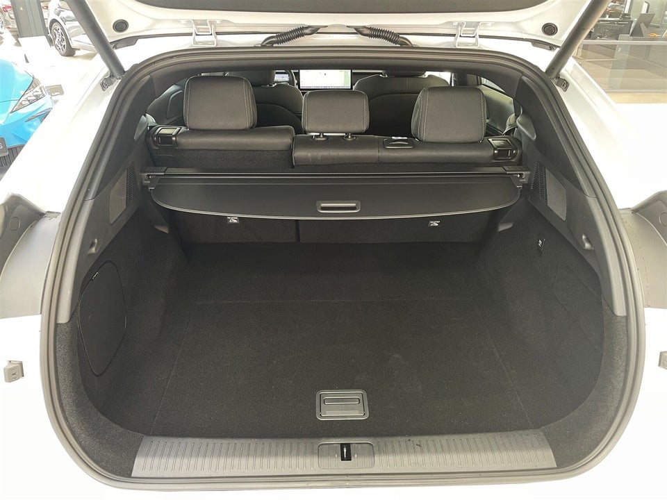 Xpeng G6 Standard Range 5d