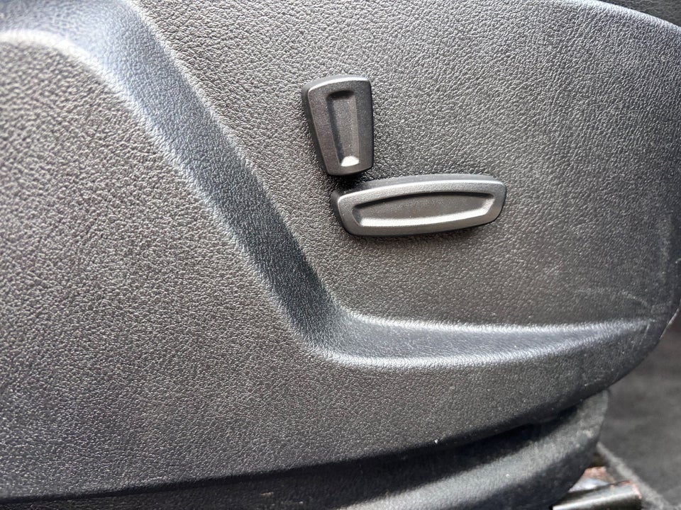 Ford S-MAX 2,5 20V Turbo Titanium 5d