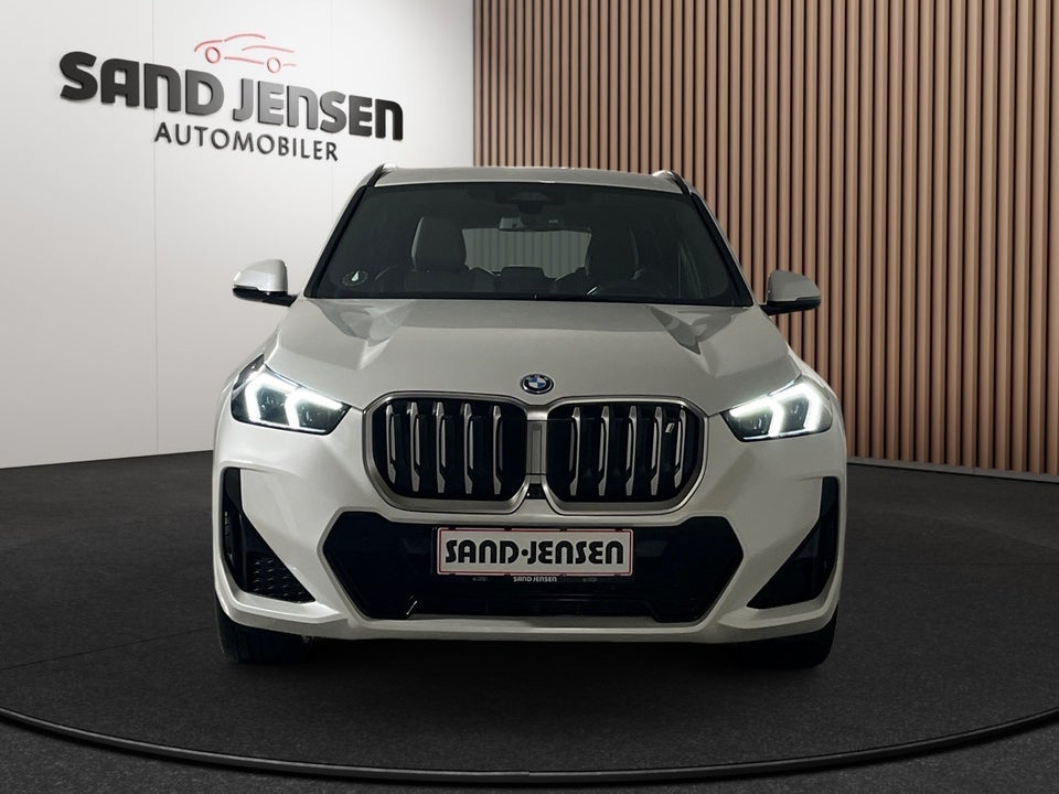 BMW iX1 xDrive30 M-Sport 5d