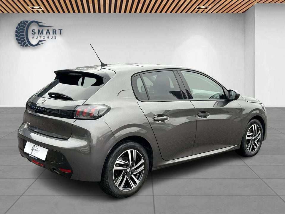 Peugeot 208 1,2 PureTech 100 Allure Sky 5d