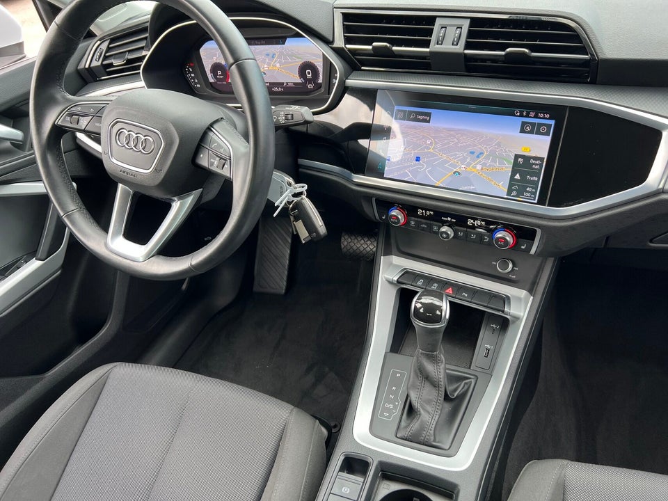 Audi Q3 35 TFSi Advanced Prestige S-tr. 5d
