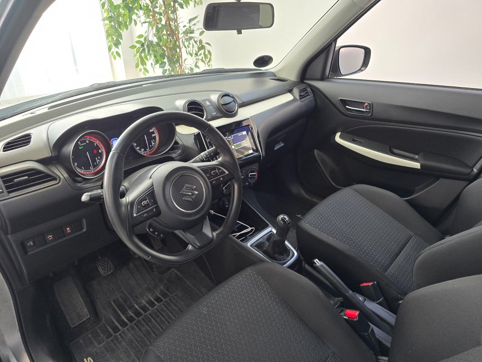 Suzuki Swift 1,2 Dualjet Action KUP 5d