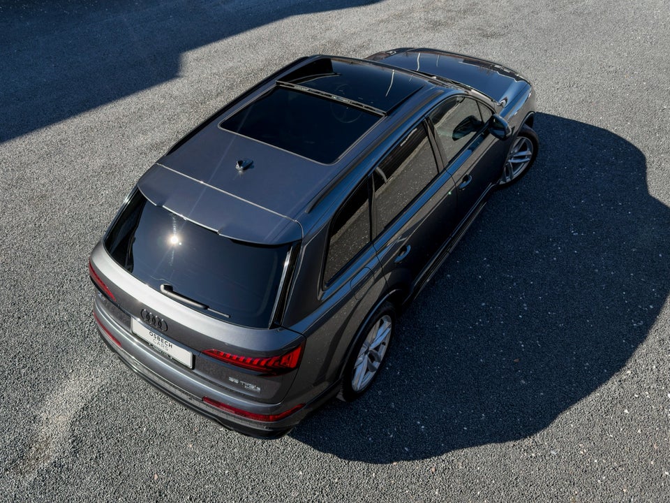 Audi Q7 55 TFSi e S-line quattro Tiptr. 5d