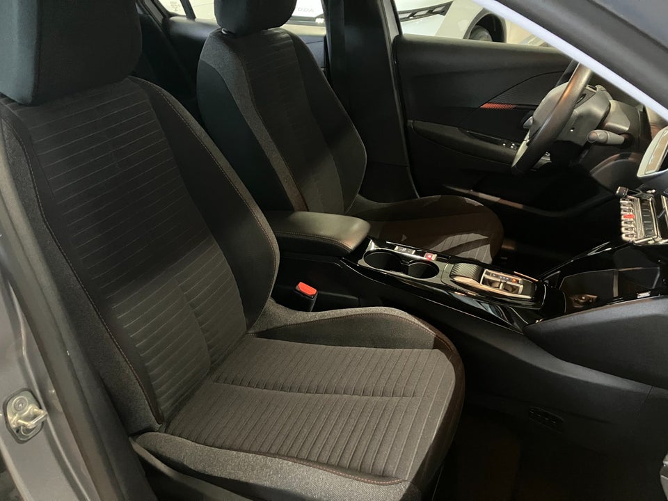 Peugeot e-208 50 Active Pack 5d