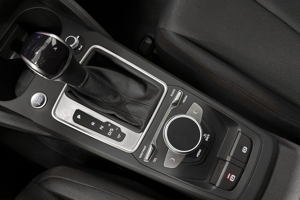 Audi Q2 35 TFSi Prestige S-tr. 5d