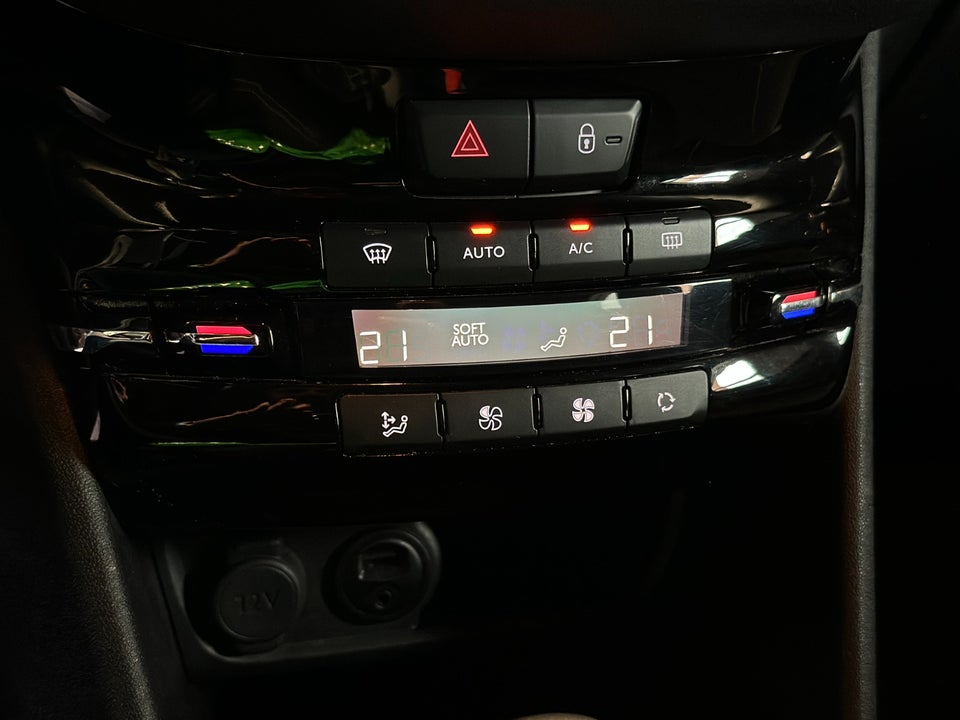 Peugeot 208 1,2 e-THP 110 Active 5d