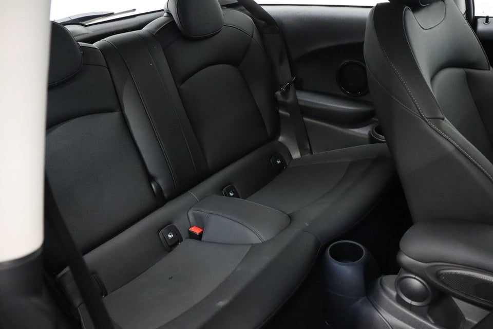 MINI Cooper SE Classic Trim 3d