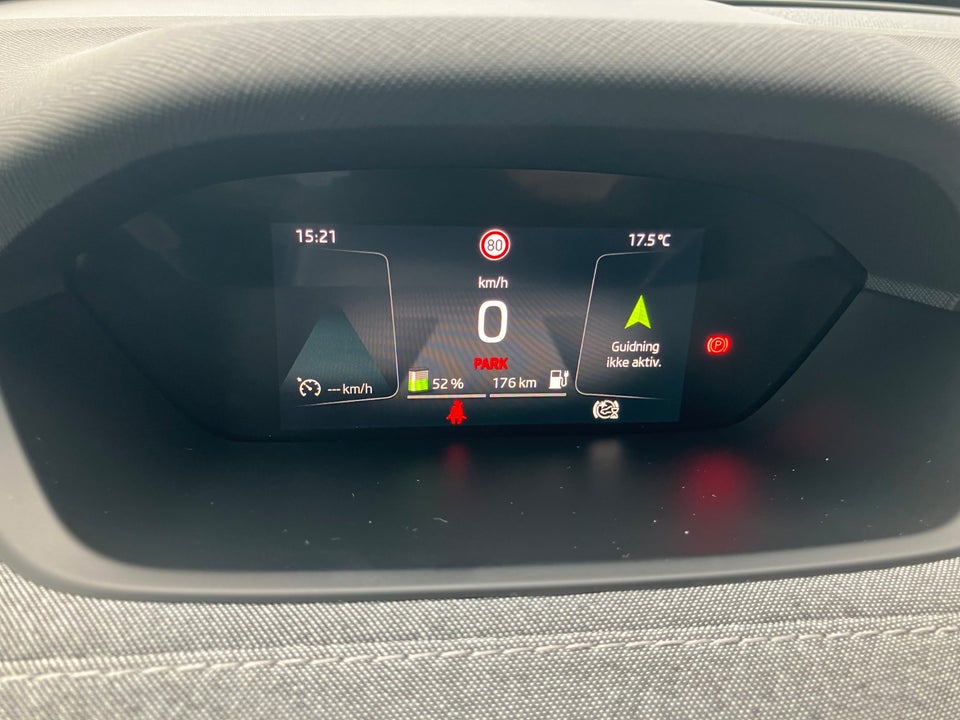 Skoda Enyaq 60 iV Loft 5d