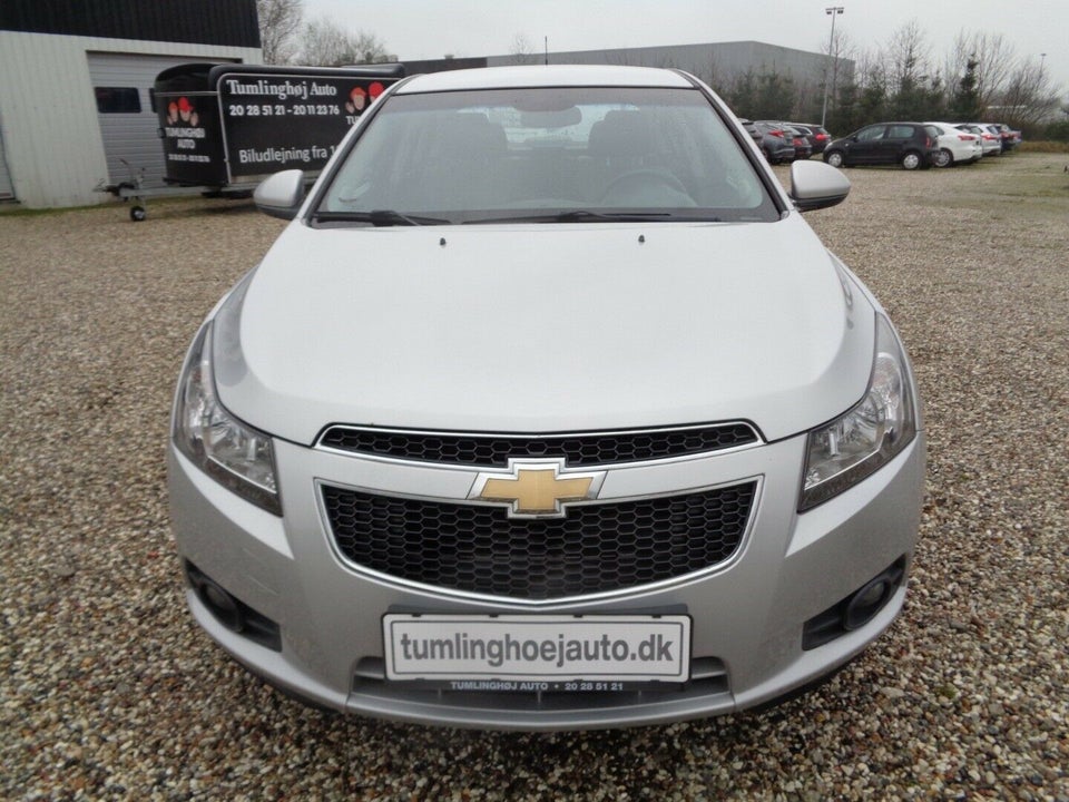 Chevrolet Cruze 2,0 VCDi 125 LS 4d