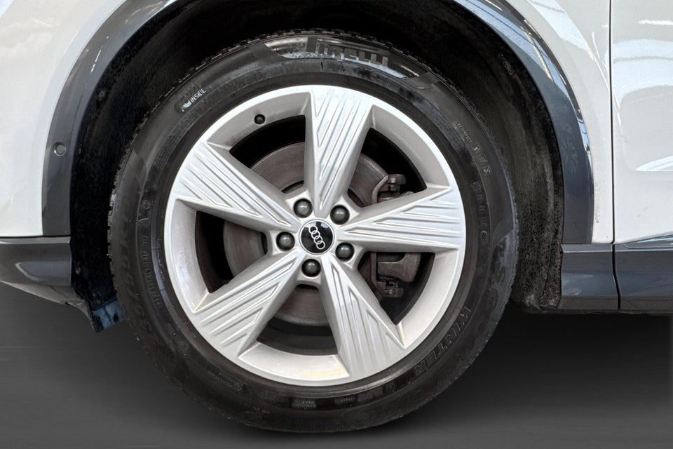 Audi Q4 e-tron 40 Attitude 5d