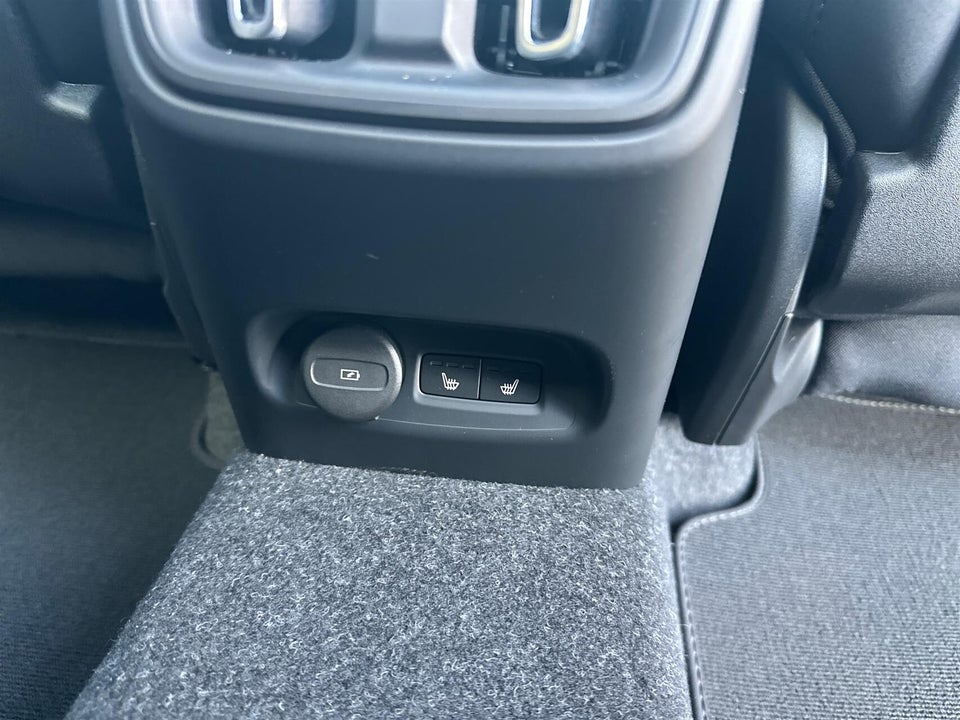 Volvo EX40 Extended Range Black Edition 5d