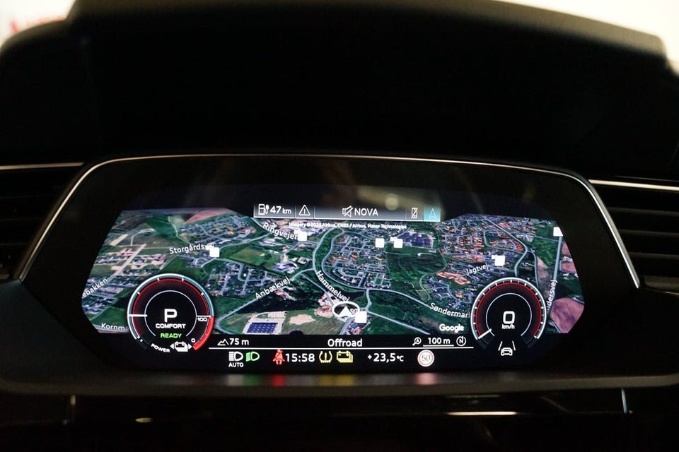 Audi Q8 e-tron 55 S-line quattro 5d