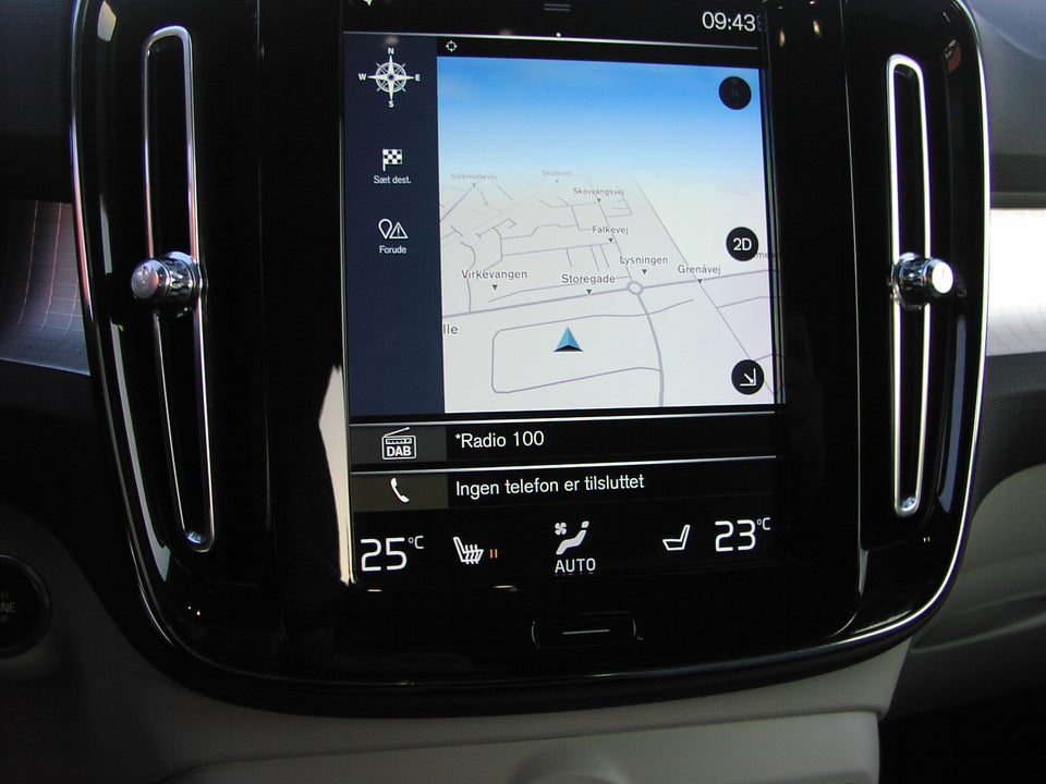 Volvo XC40 2,0 T4 190 Momentum aut. 5d