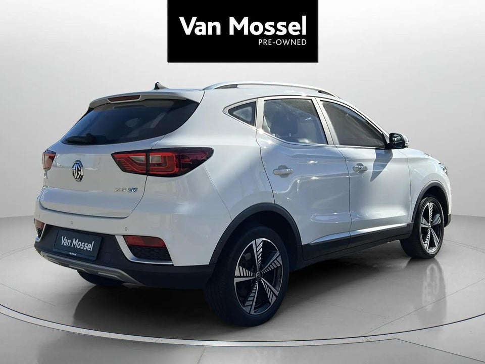 MG ZS EV Luxury 5d