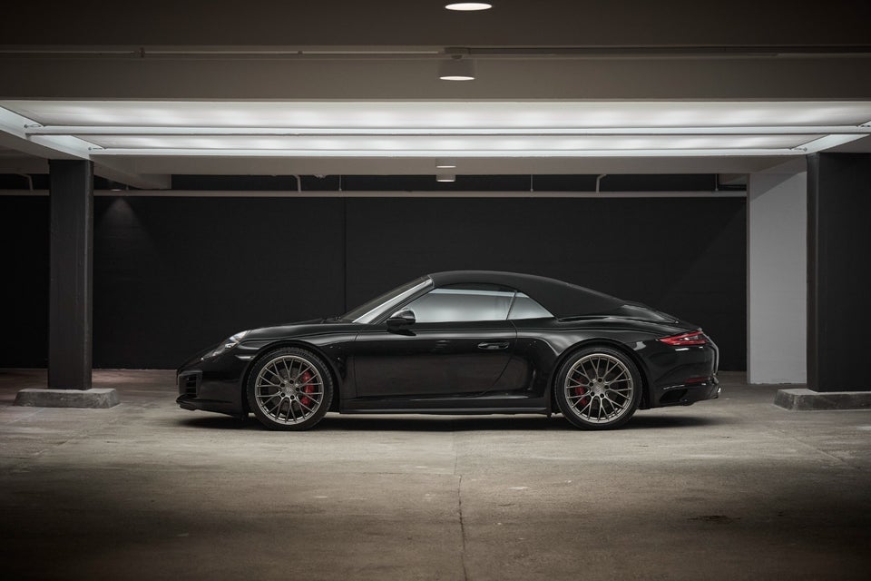 Porsche 911 Carrera 4S 3,0 Cabriolet PDK 2d