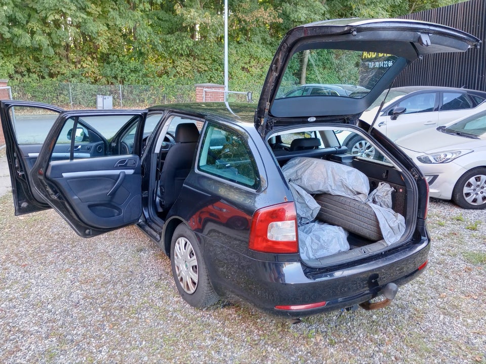 Skoda Octavia 1,2 TSi 105 Ambiente Combi DSG 5d
