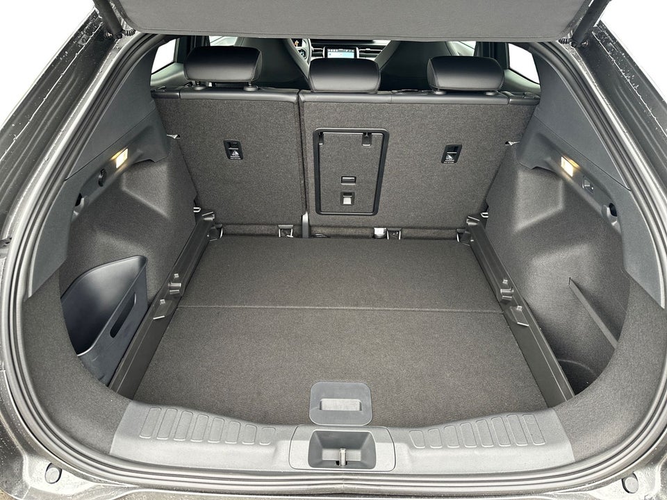 Ford Capri 82 Premium Extended Range 5d