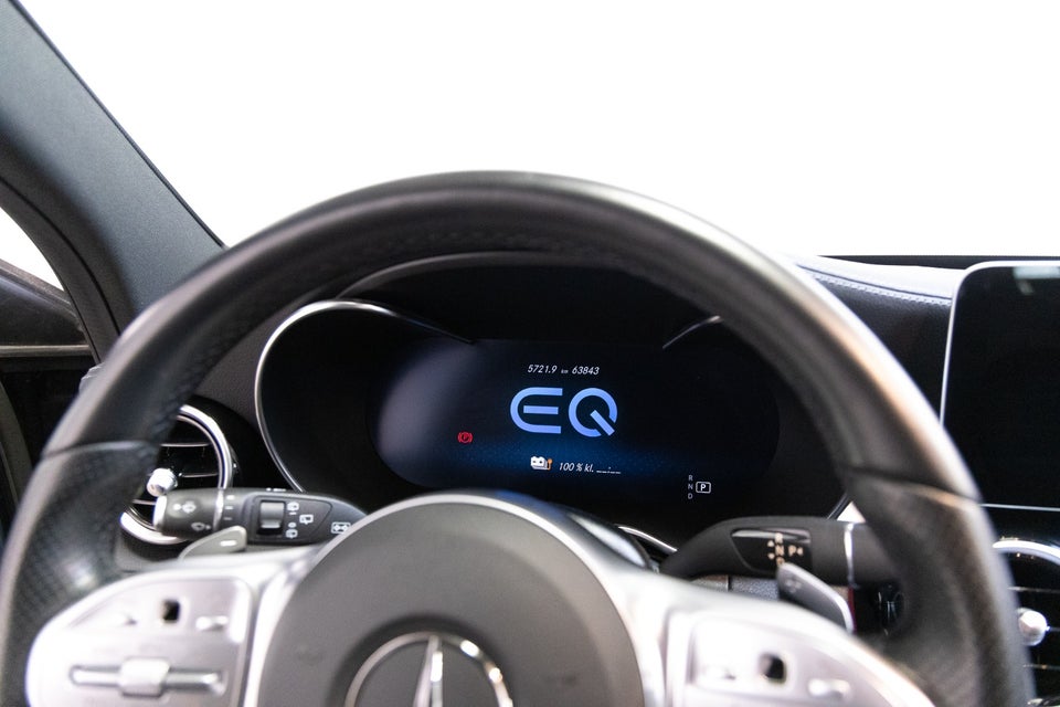 Mercedes C300 e 2,0 AMG Line stc. aut. 5d