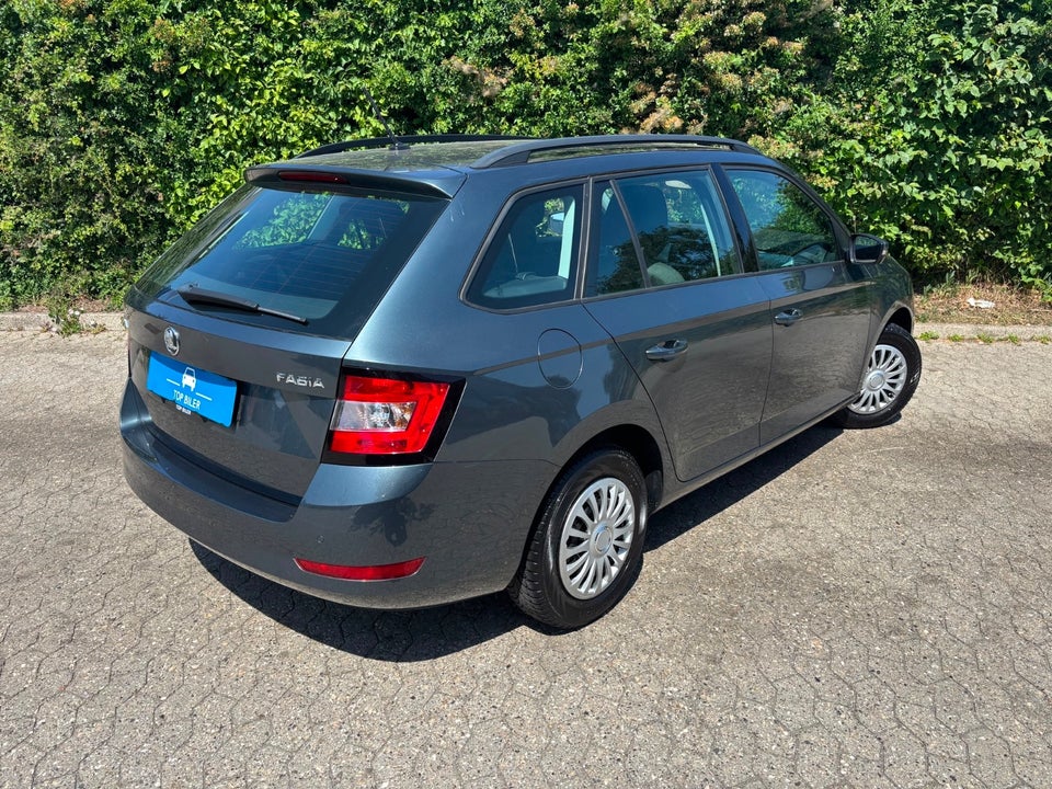 Skoda Fabia 1,0 MPi 75 Ambition Combi 5d