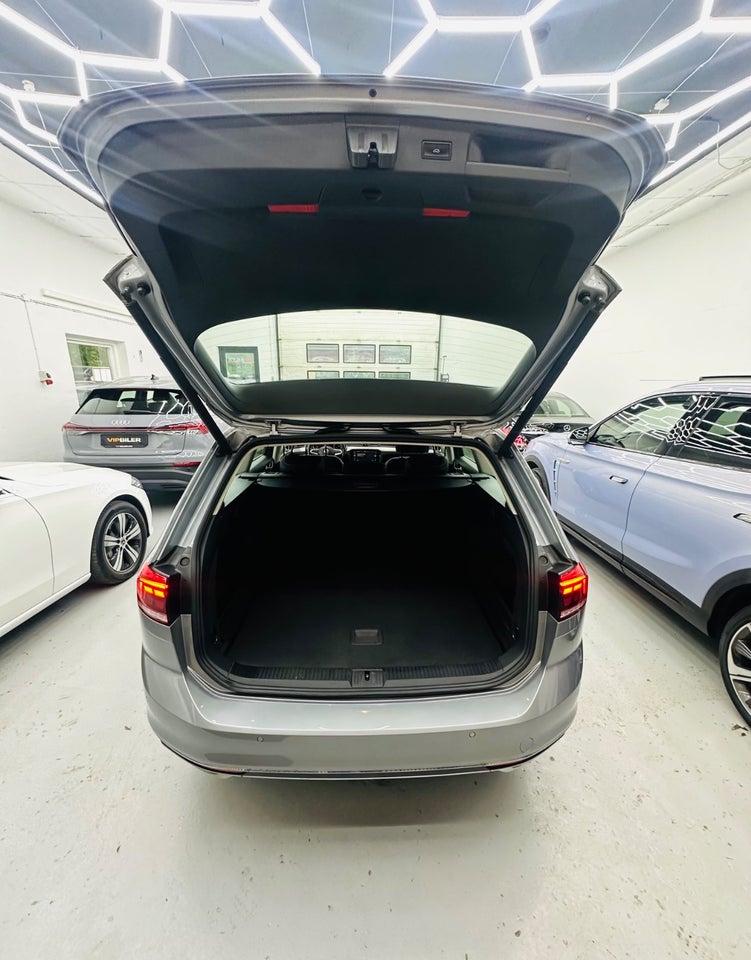 VW Passat 1,5 TSi 150 Elegance Variant DSG 5d