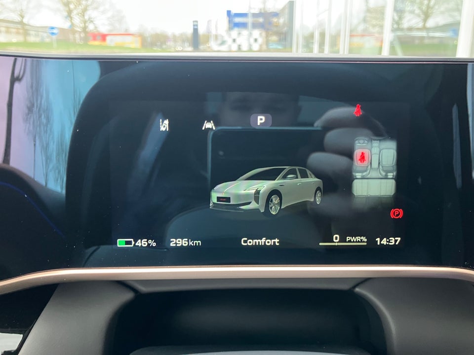 Hongqi EH7 111 Exclusive 4d