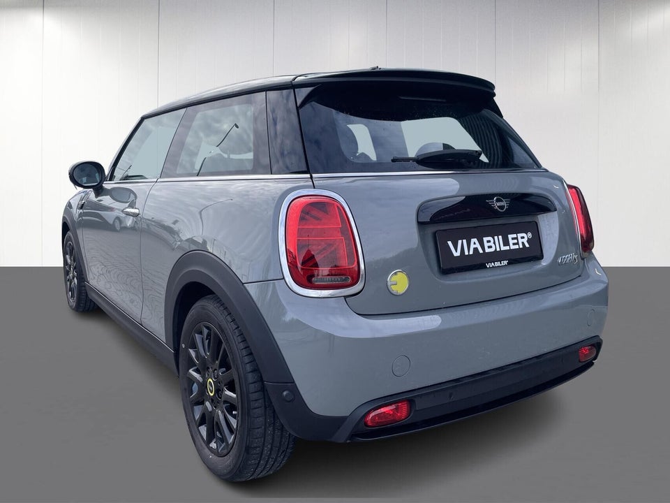 MINI Cooper SE Classic Trim 3d