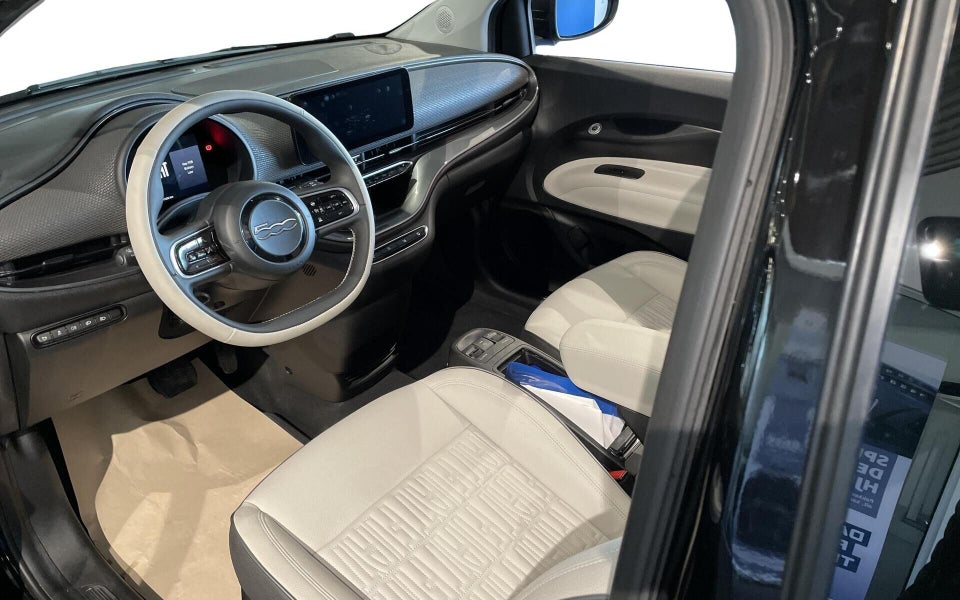 Fiat 500e 42 la Prima by Bocelli Cabrio 2d