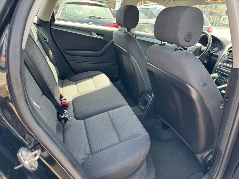 Audi A3 1,8 TFSi Ambition Sportback S-tr. 5d