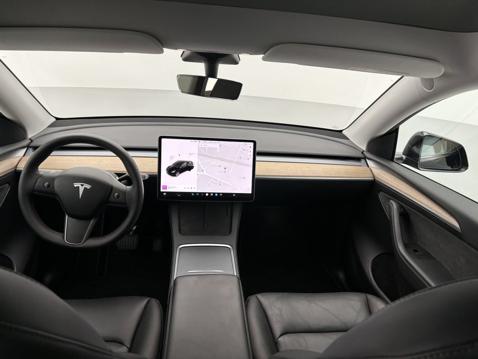 Tesla Model Y Long Range AWD 5d