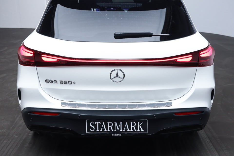 Mercedes EQA250+ AMG Advance 5d