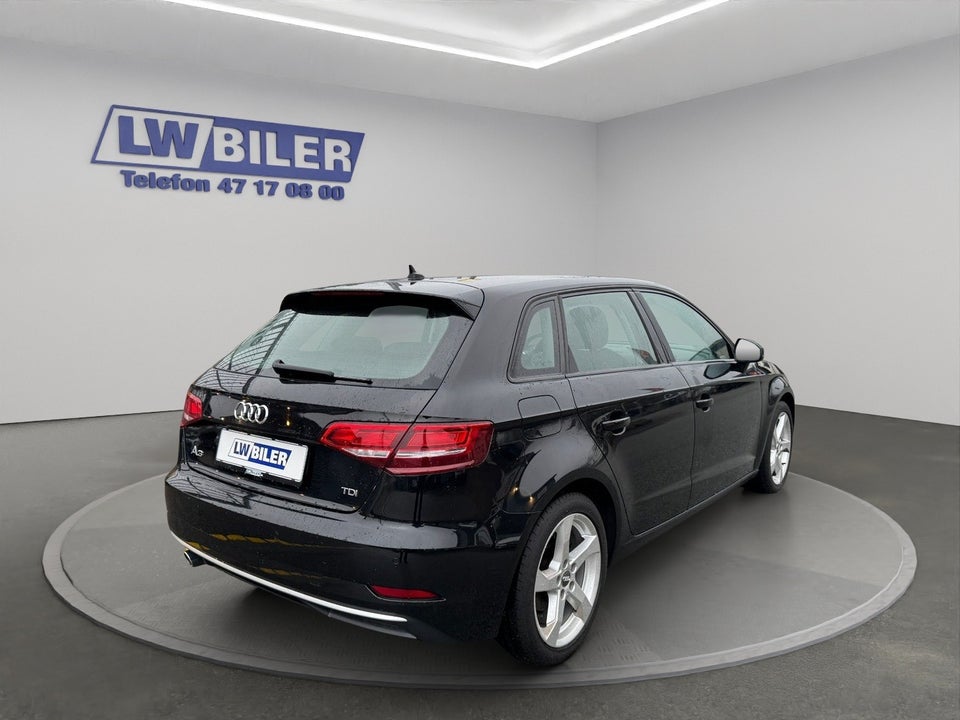 Audi A3 1,6 TDi 116 Sport Sportback S-tr. 5d